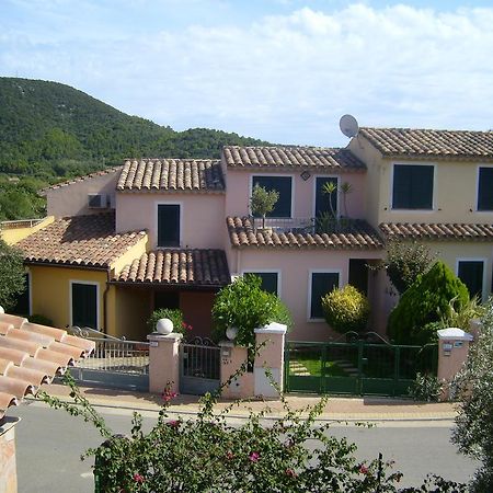 Casa Di Rosa Apartment Chia Exterior photo